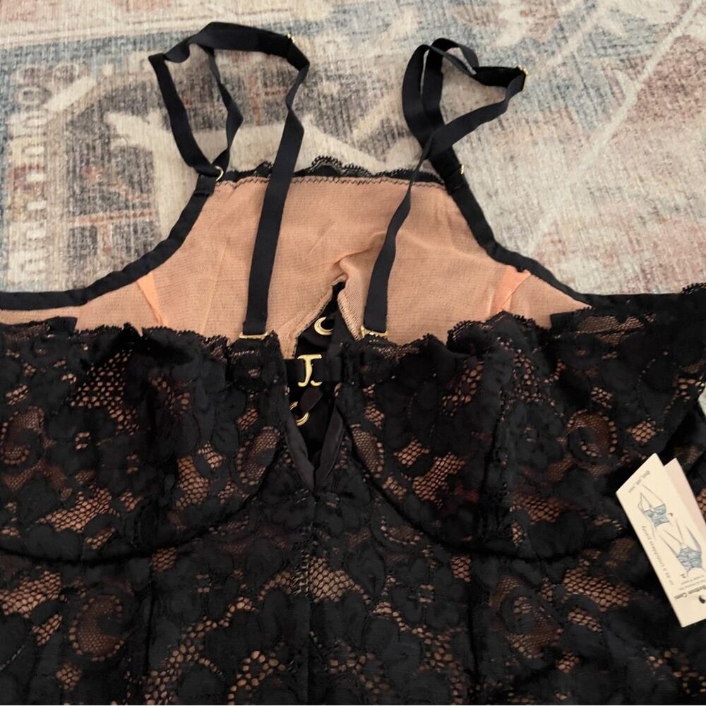 We Are HAH Hot as Hell Free People Top 2 Bottom Cami Convertible Lace Large New - Picture 7 of 12